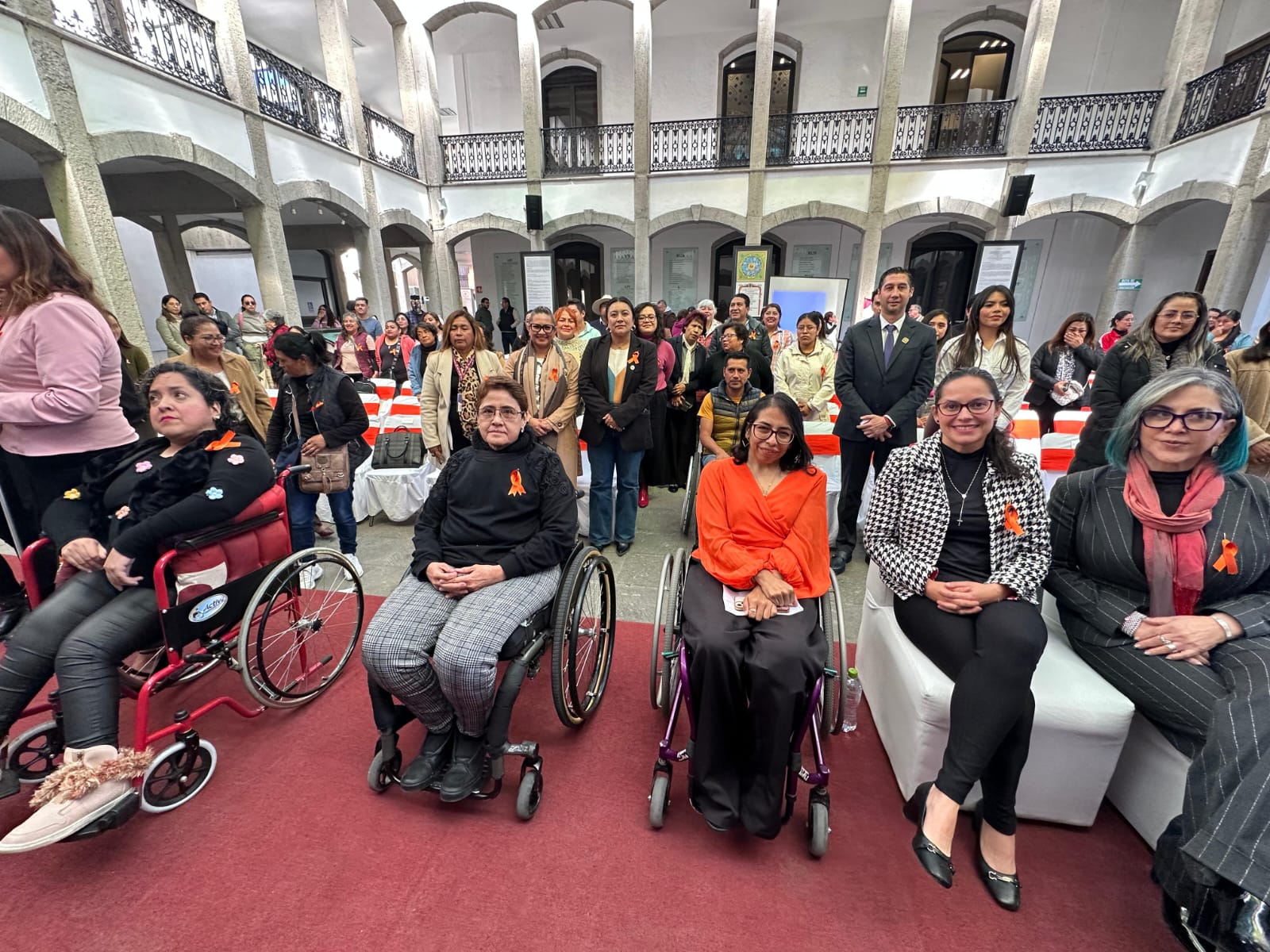 Encabeza Gabriela Hernández conversatorio por Día Internacional de la Eliminación de la Violencia contra la Mujer